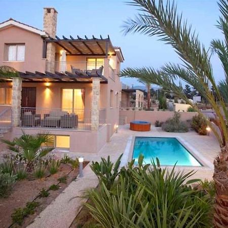 Villa Kartiela Sandy Beach Villas - Private Pool - Jacuzzi - Private Beach Area Πόλη Εξωτερικό φωτογραφία
