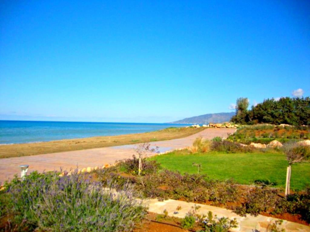 Villa Kartiela Sandy Beach Villas - Private Pool - Jacuzzi - Private Beach Area Πόλη Εξωτερικό φωτογραφία